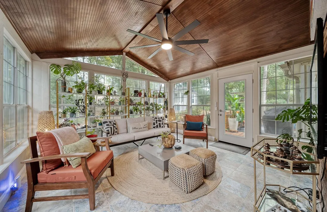 Hummingbird House Plus Epic Game Cottage!